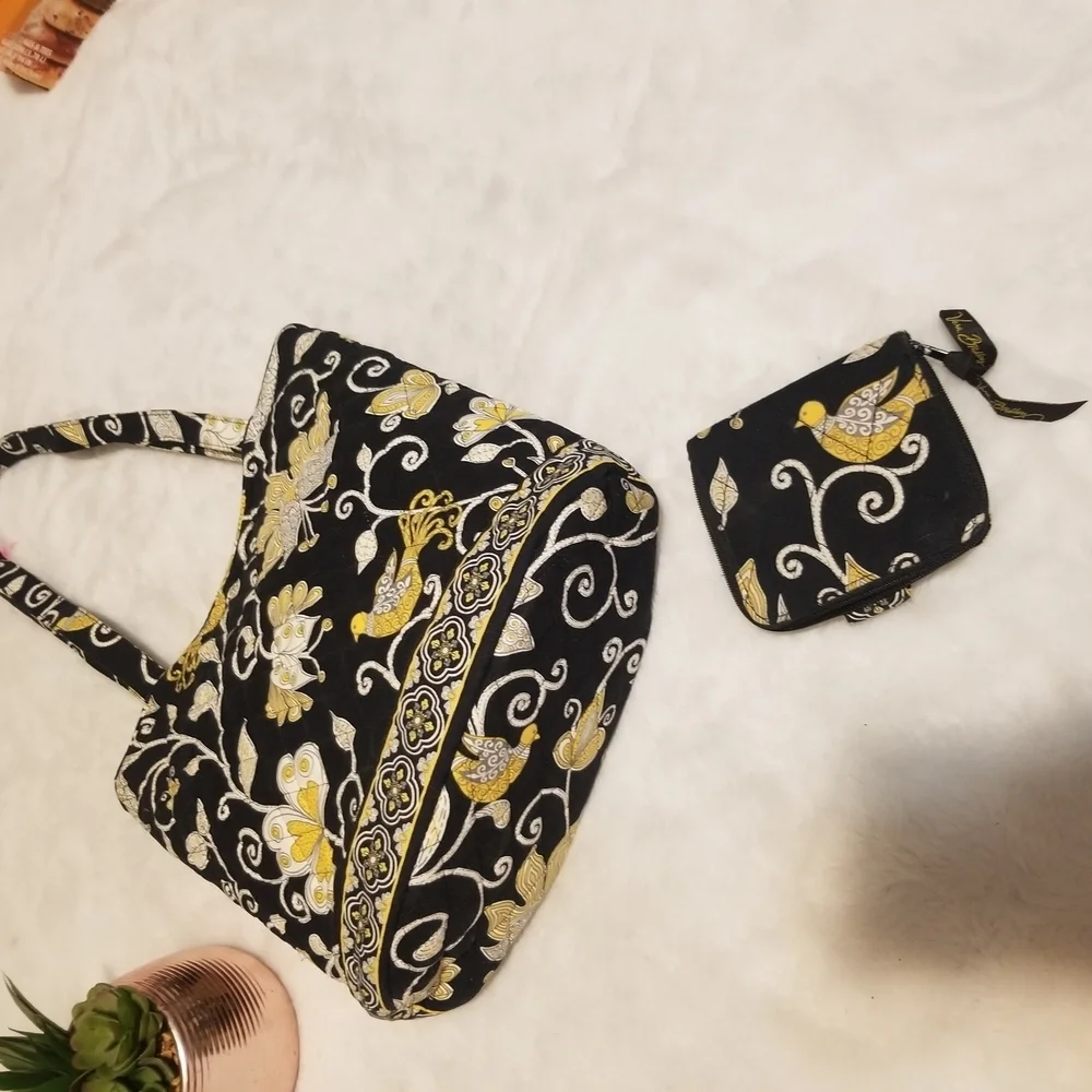 Elegant Black and Yellow Embroidered Women's Bag Set